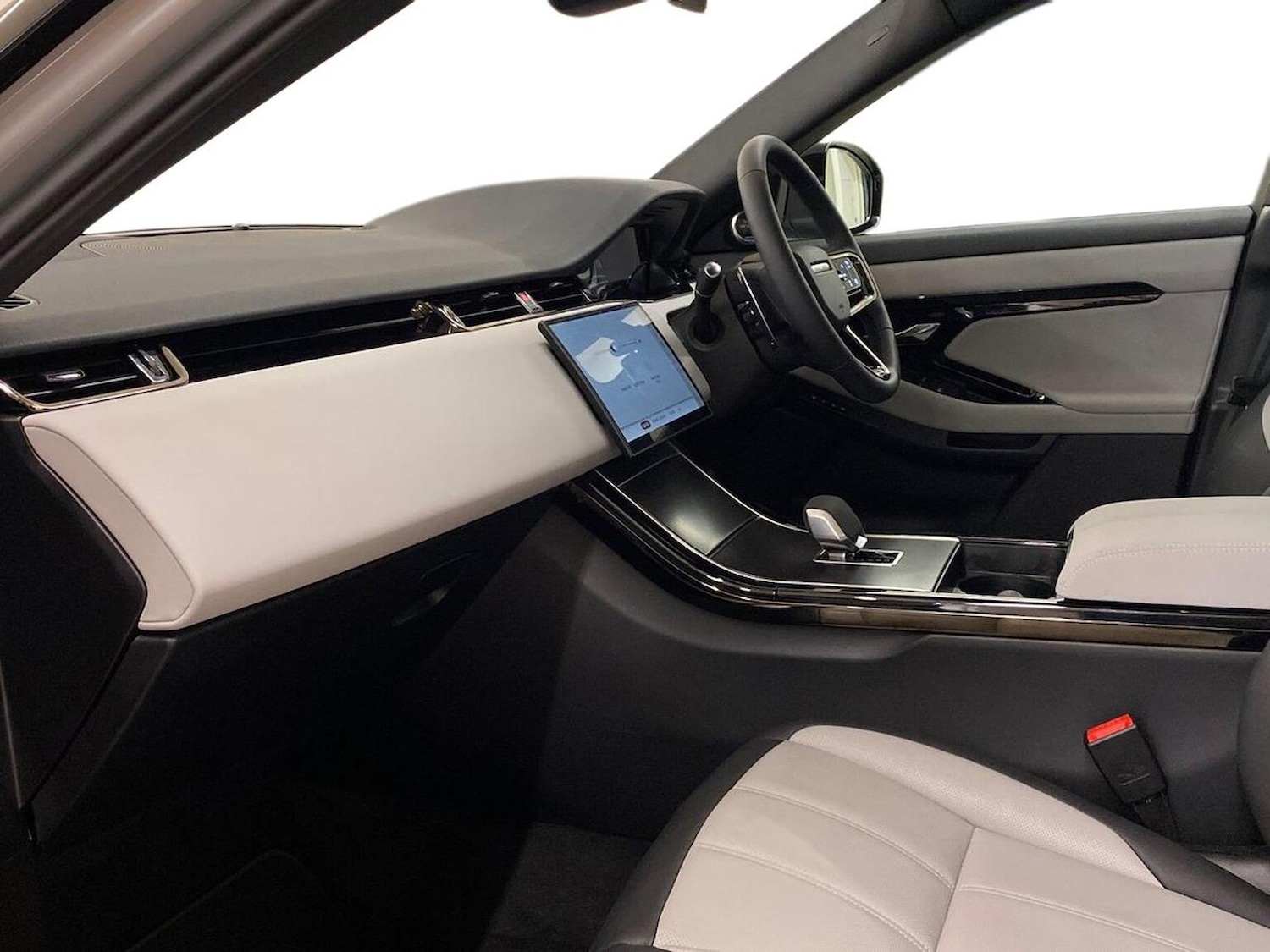 Used Land Rover Range Rover Evoque 2025 for sale - 77489522: Photo 3