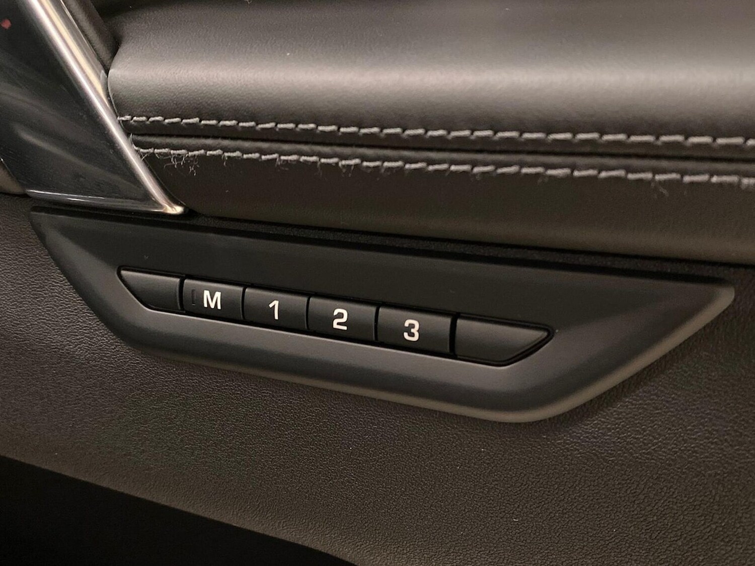 Used Land Rover Discovery Sport 2025 for sale - 76369137: Photo 25