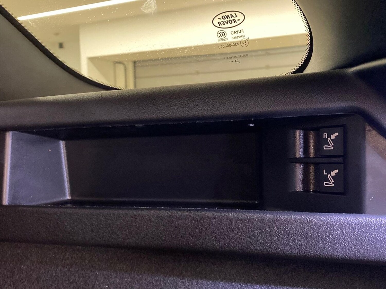 Used Land Rover Discovery Sport 2025 for sale - 76369137: Photo 27