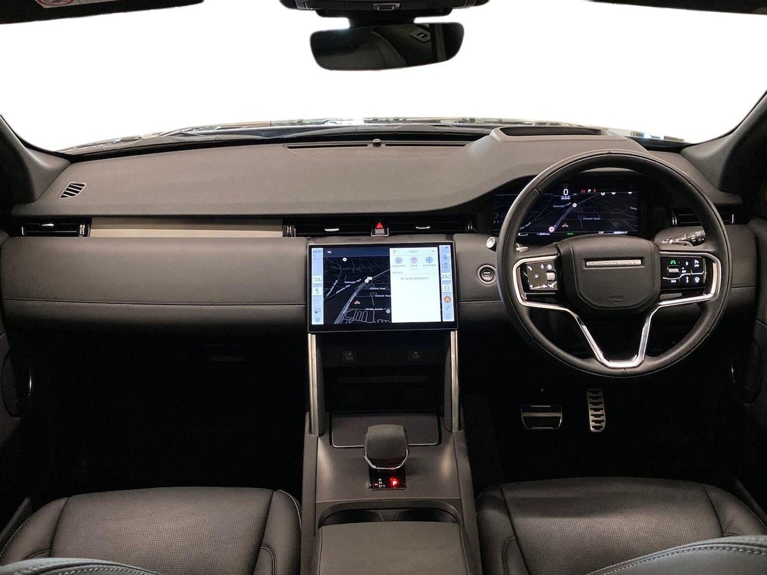 Used Land Rover Discovery Sport 2025 for sale - 76369137: Photo 9