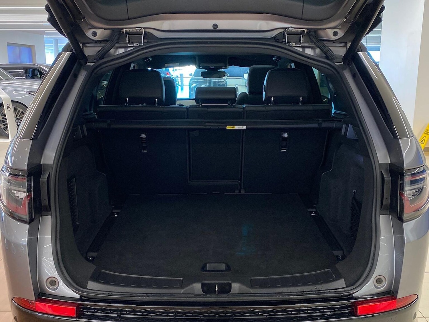 Used Land Rover Discovery Sport 2024 for sale - 78060629: Photo 10