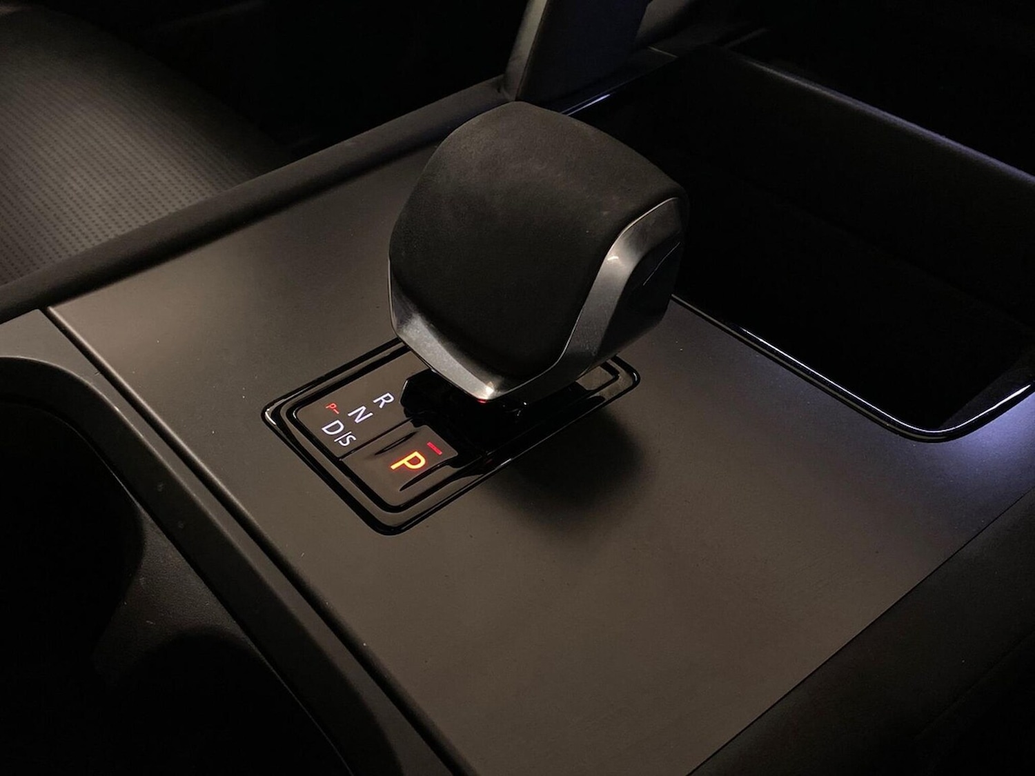 Used Land Rover Discovery Sport 2024 for sale - 78060629: Photo 13