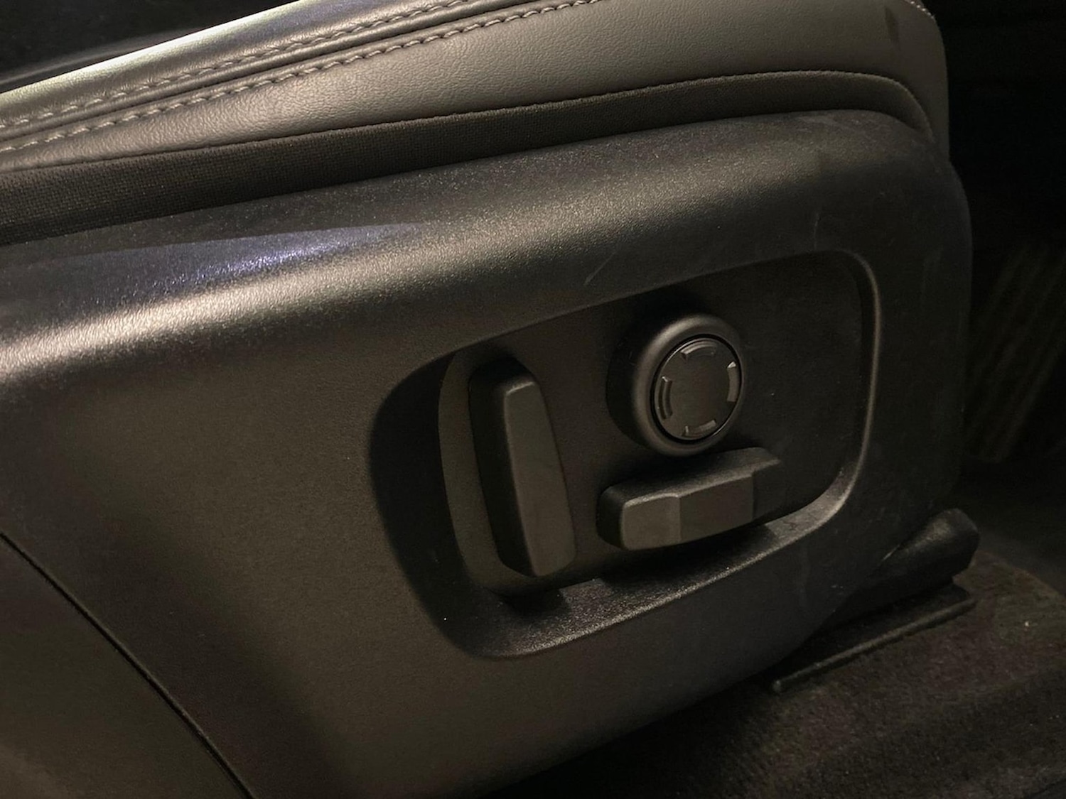 Used Land Rover Discovery Sport 2024 for sale - 78060629: Photo 35