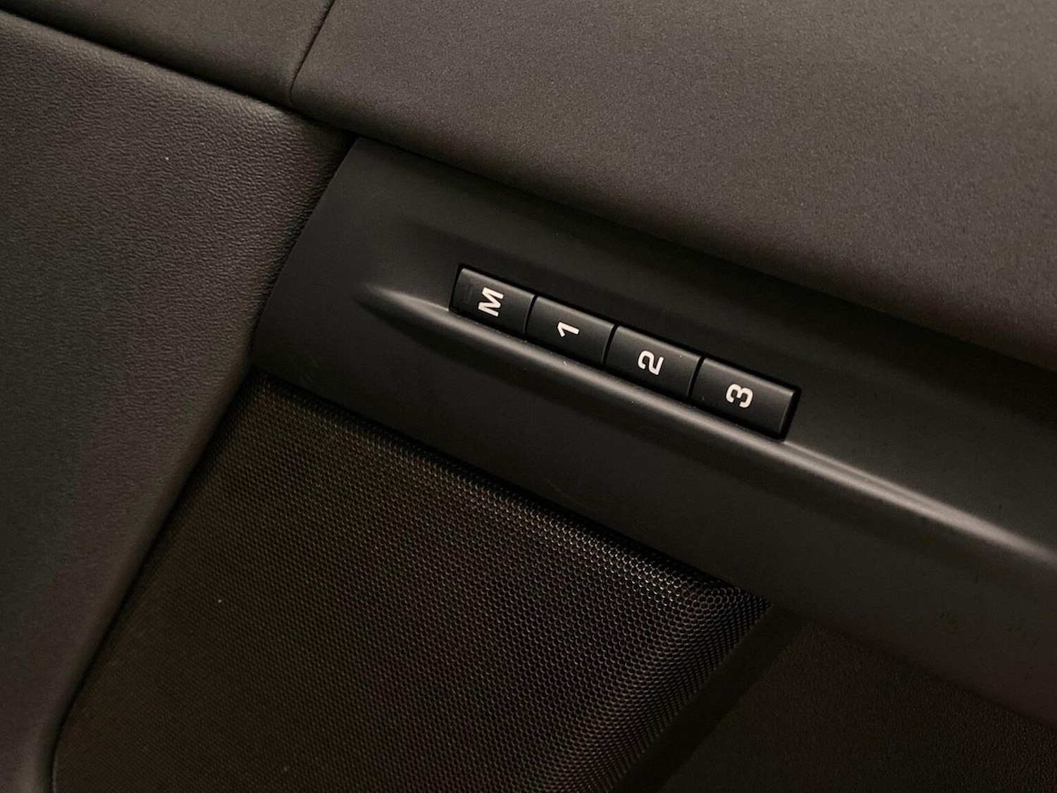 Used Land Rover Range Rover Evoque 2025 for sale - 77572938: Photo 25