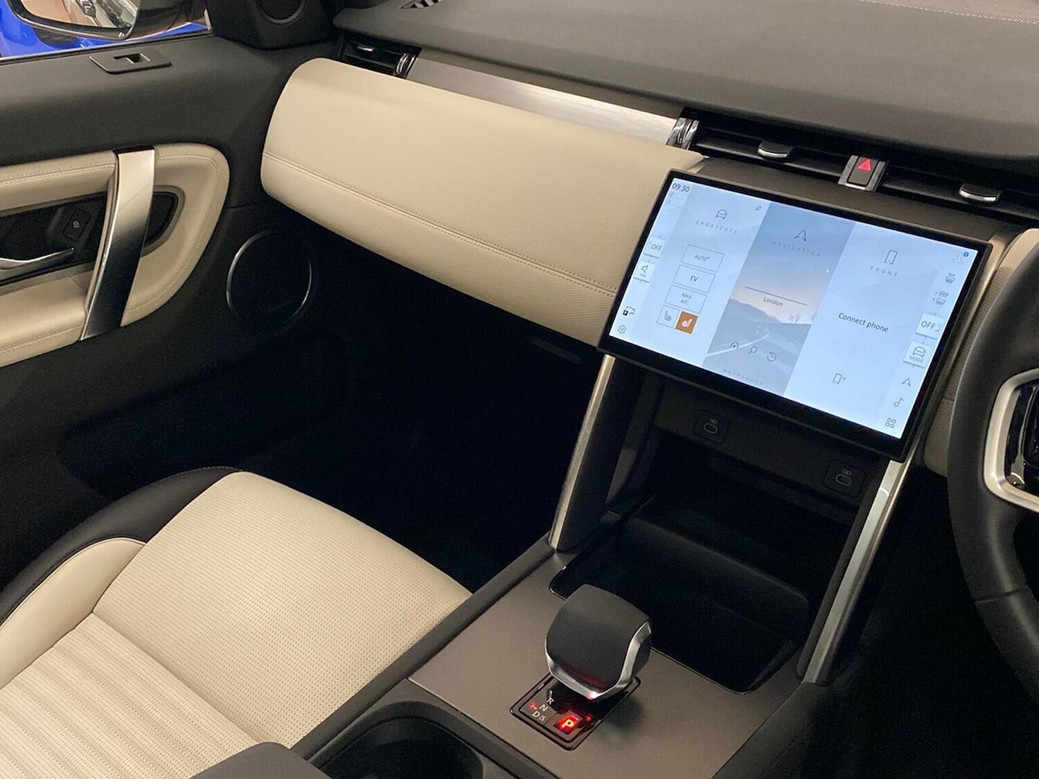 Used Land Rover Discovery Sport 2025 for sale - 78191440: Photo 40