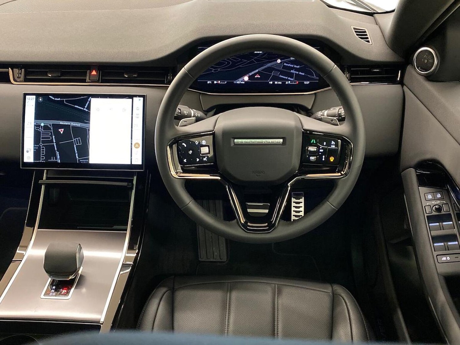 Used Land Rover Range Rover Evoque 2025 for sale - 76320690: Photo 15