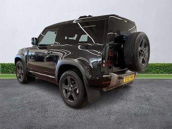 Used Land Rover Defender 2021 for sale - 79047978: Photo