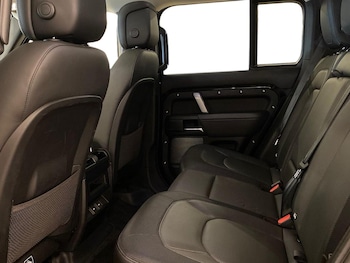 Used Land Rover Defender 2022 for sale - 75956728: Photo
