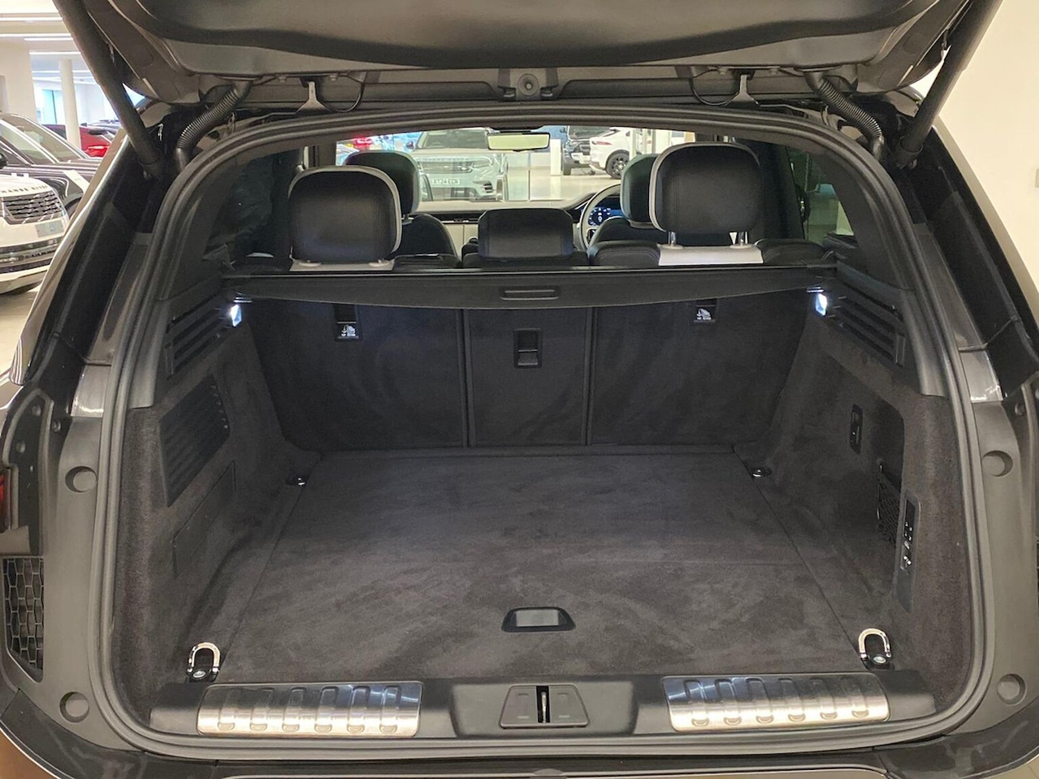 Used Land Rover Range Rover Sport 2025 for sale - 76963575: Photo 10