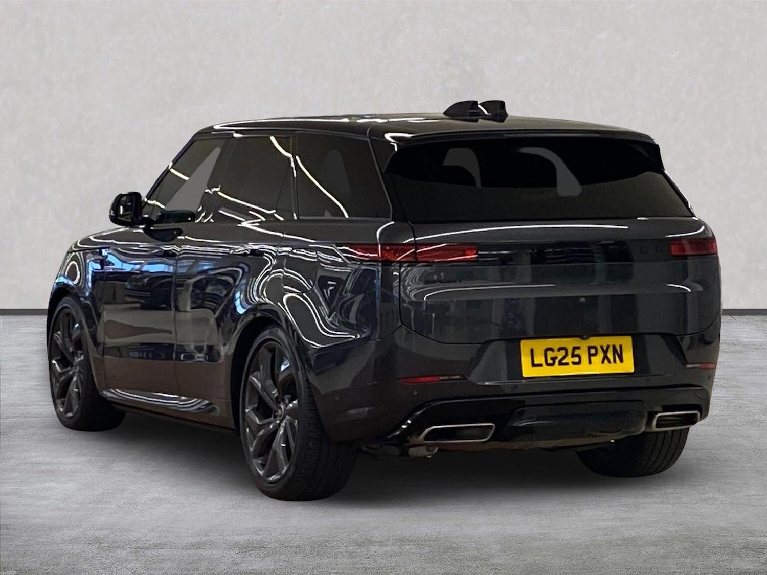 Used Land Rover Range Rover Sport 2025 for sale - 76963575: Photo 2