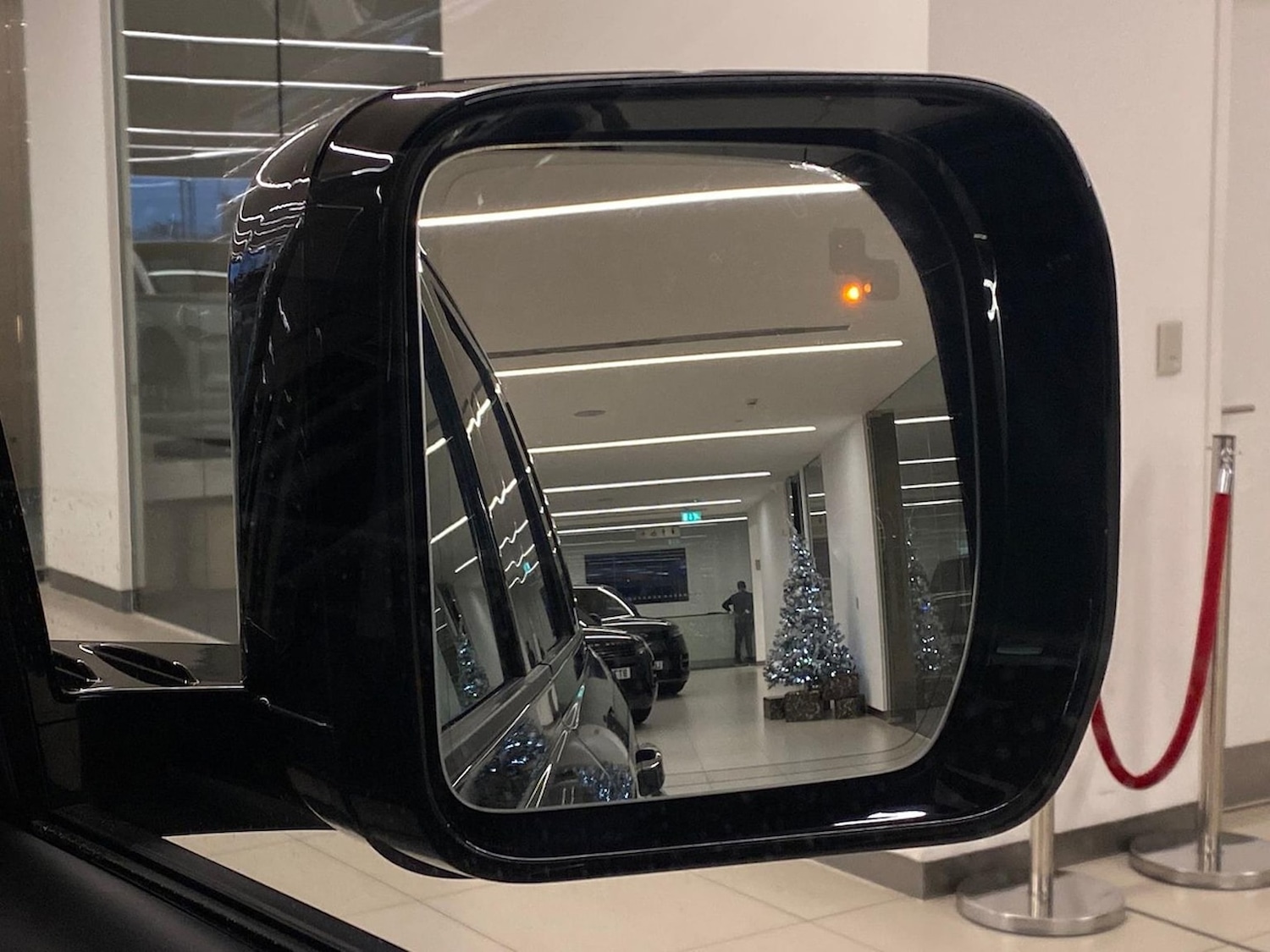 Used Land Rover Defender 2024 for sale - 77073220: Photo 39