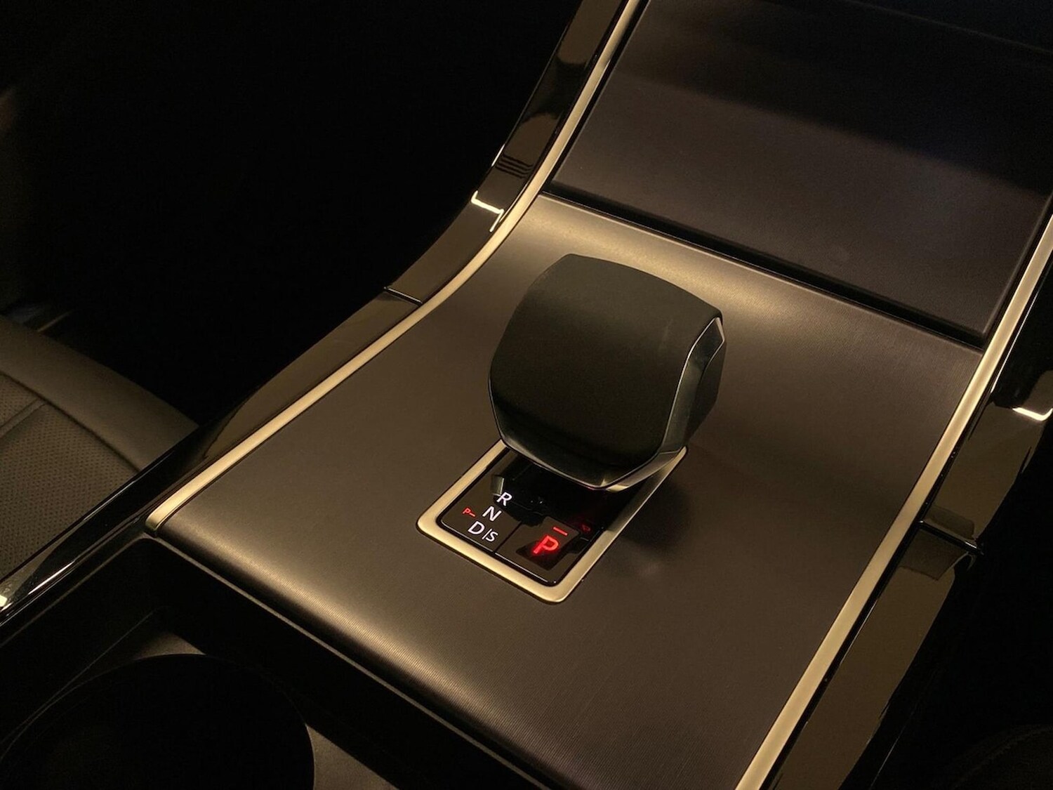 Used Land Rover Range Rover Evoque 2025 for sale - 78191422: Photo 13