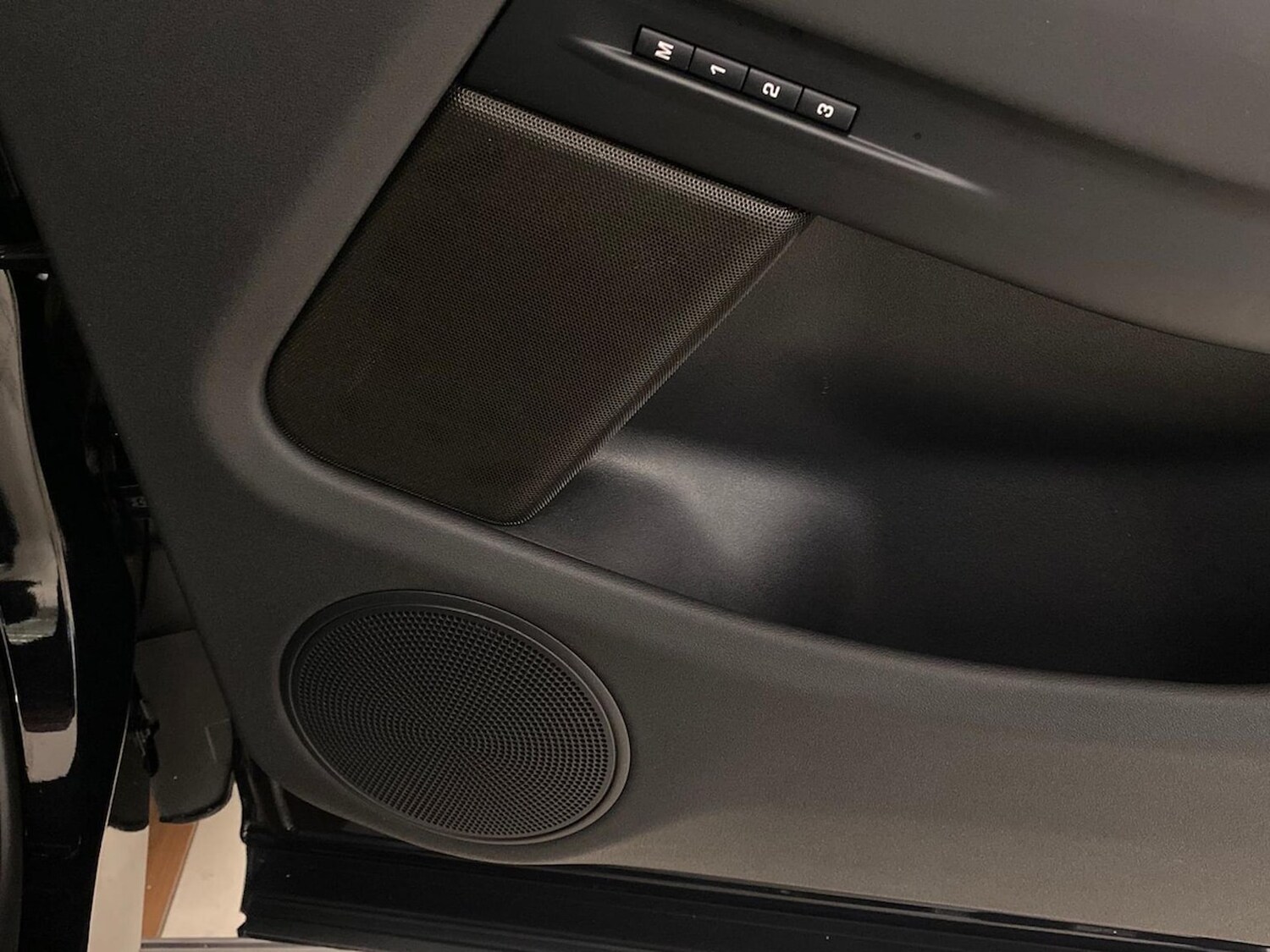 Used Land Rover Range Rover Evoque 2025 for sale - 78191422: Photo 24