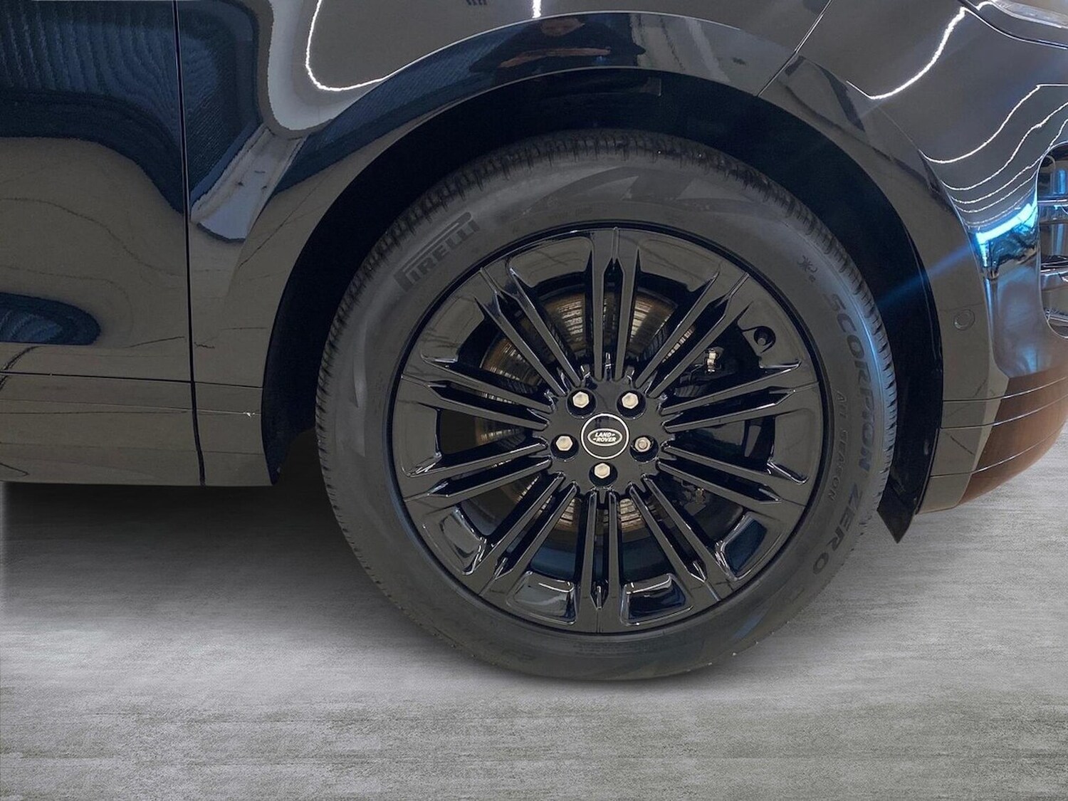 Used Land Rover Range Rover Evoque 2025 for sale - 78191422: Photo 8