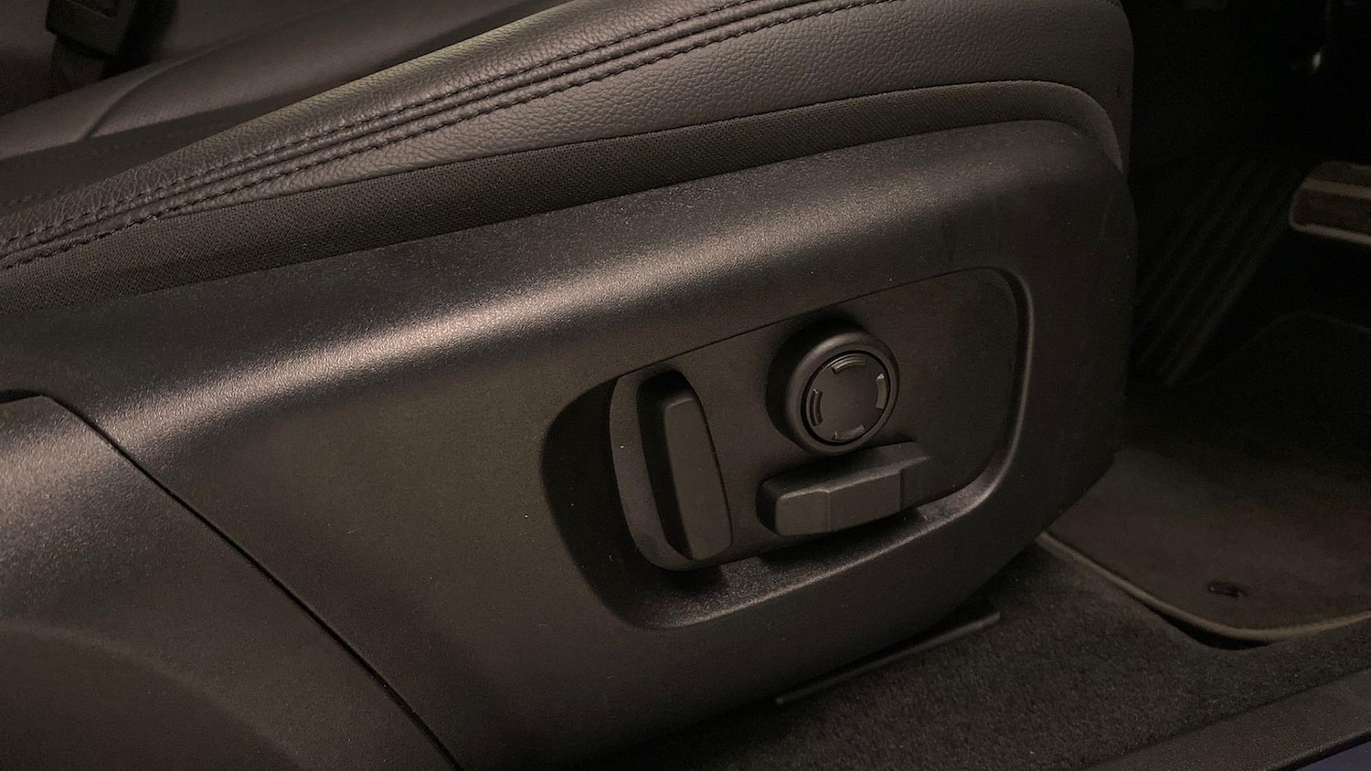 Used Land Rover Range Rover Evoque 2025 for sale - 78191433: Photo 33