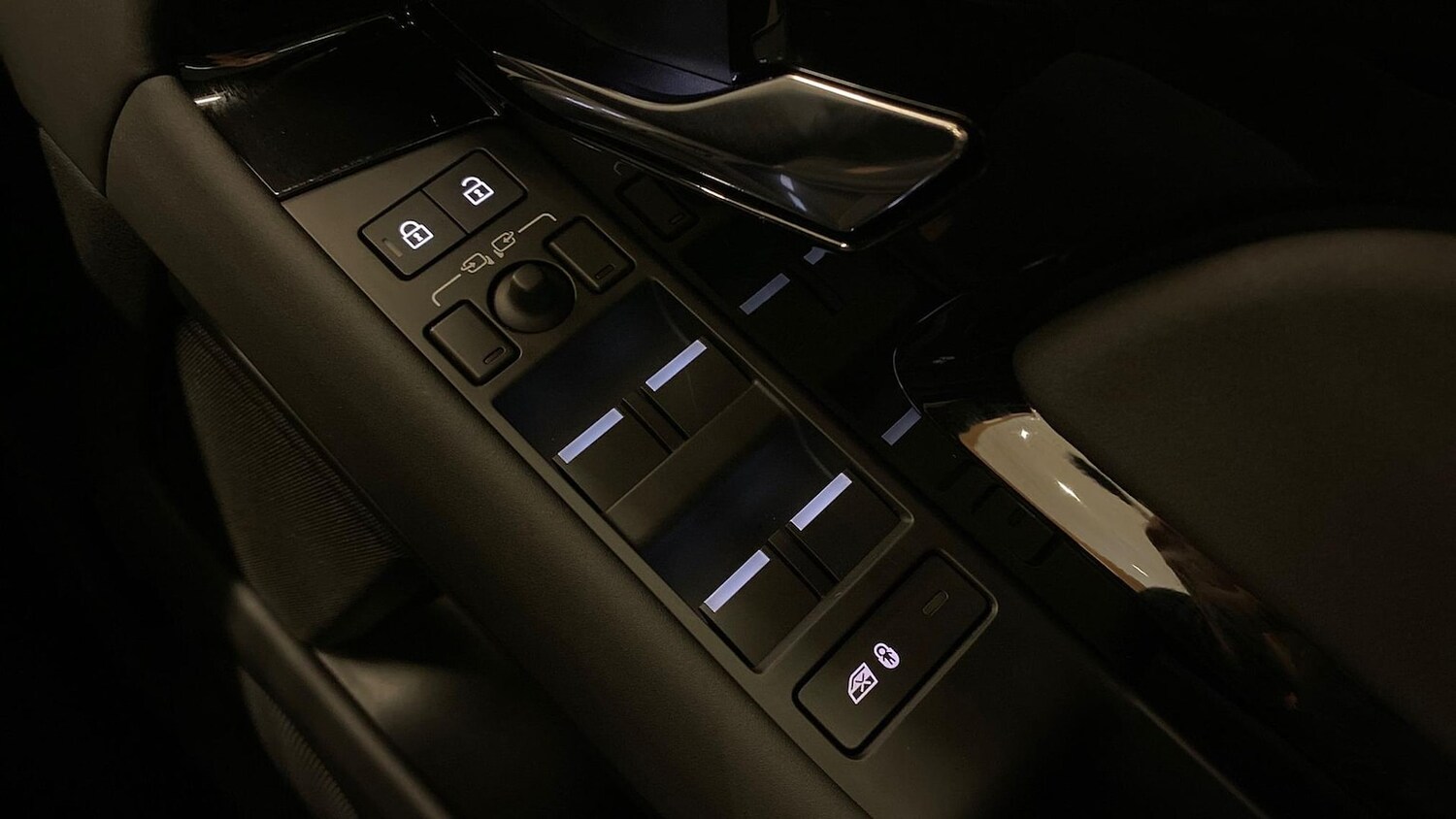 Used Land Rover Range Rover Evoque 2025 for sale - 78191433: Photo 38