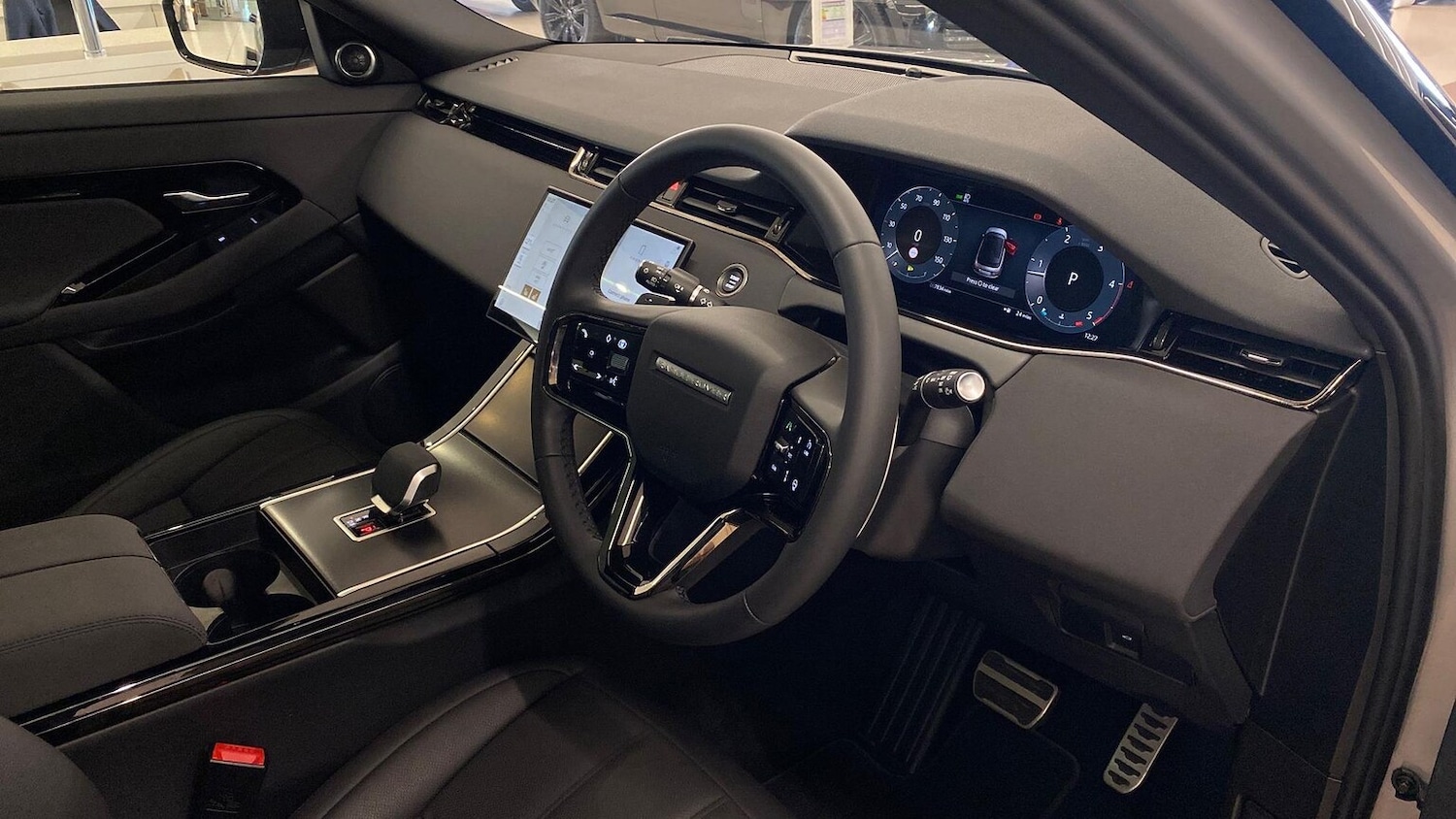 Used Land Rover Range Rover Evoque 2025 for sale - 78191433: Photo 39