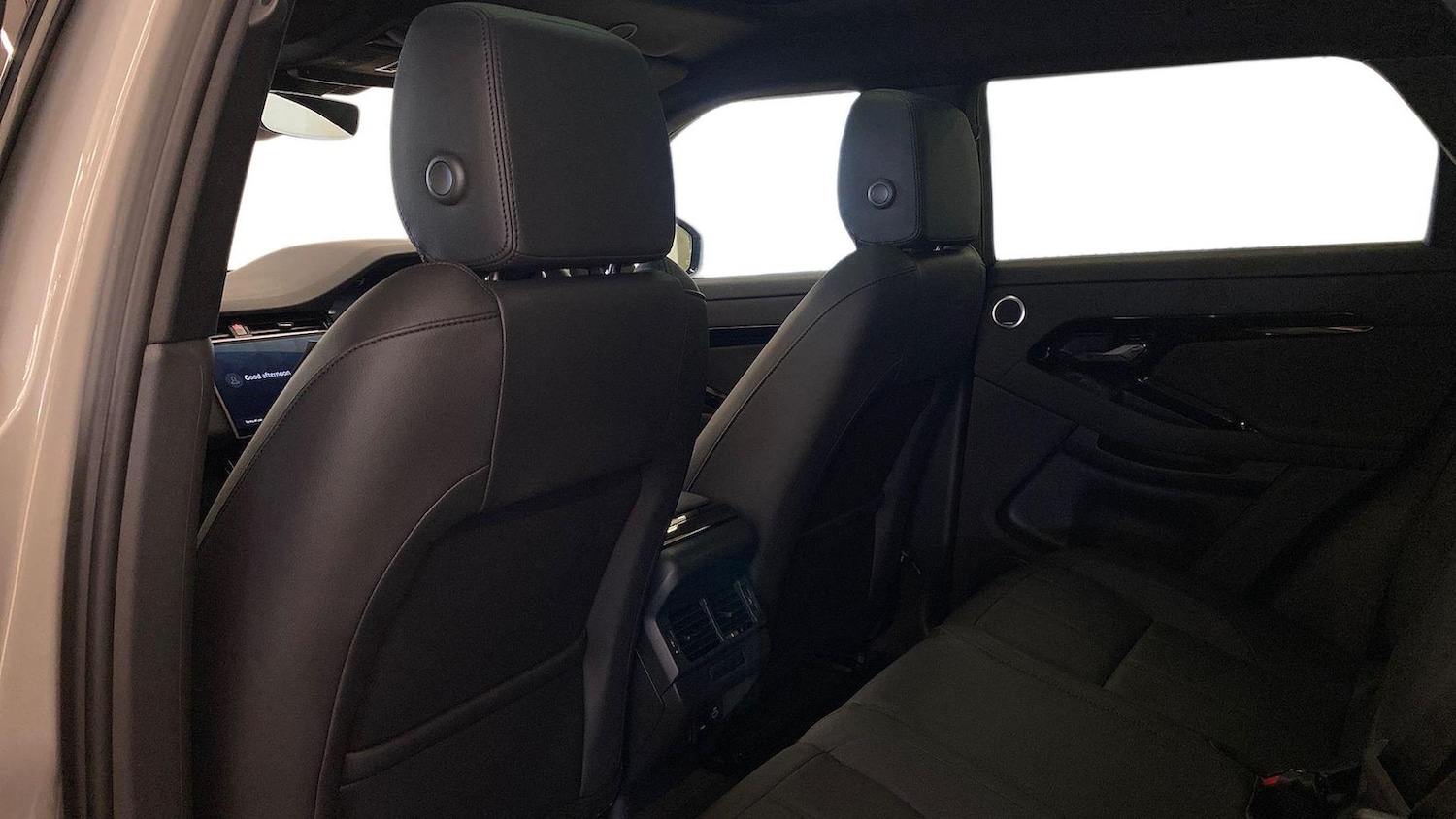 Used Land Rover Range Rover Evoque 2025 for sale - 78191433: Photo 4