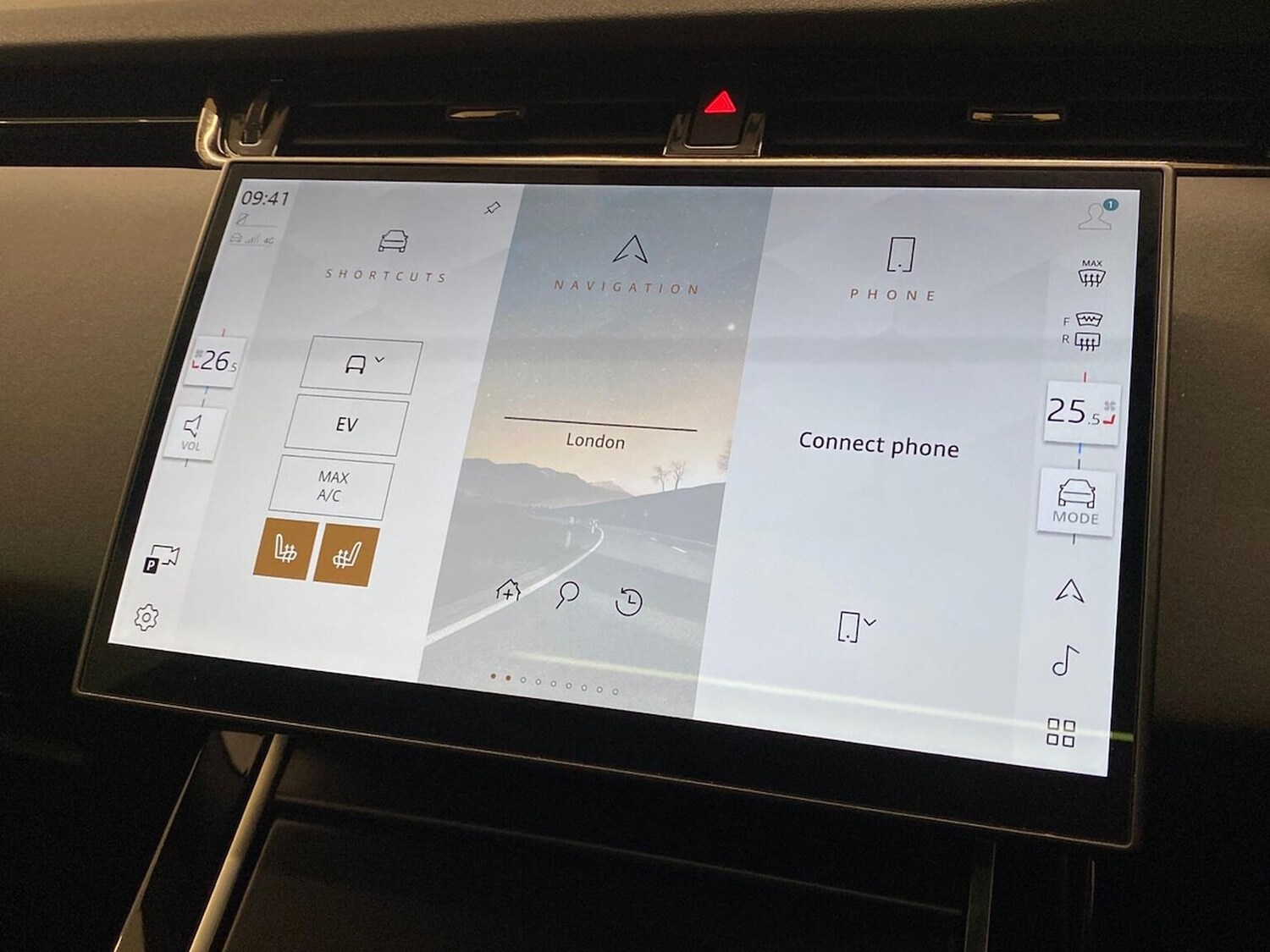 Used Land Rover Range Rover Evoque 2025 for sale - 76387195: Photo 38