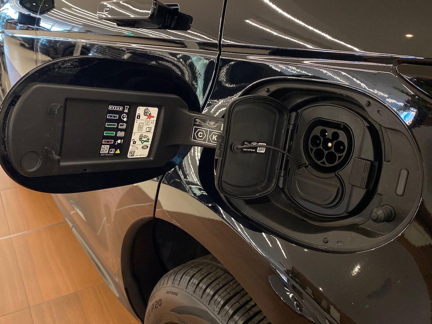 Used Land Rover Range Rover Evoque 2025 for sale - 76387195: Photo 42