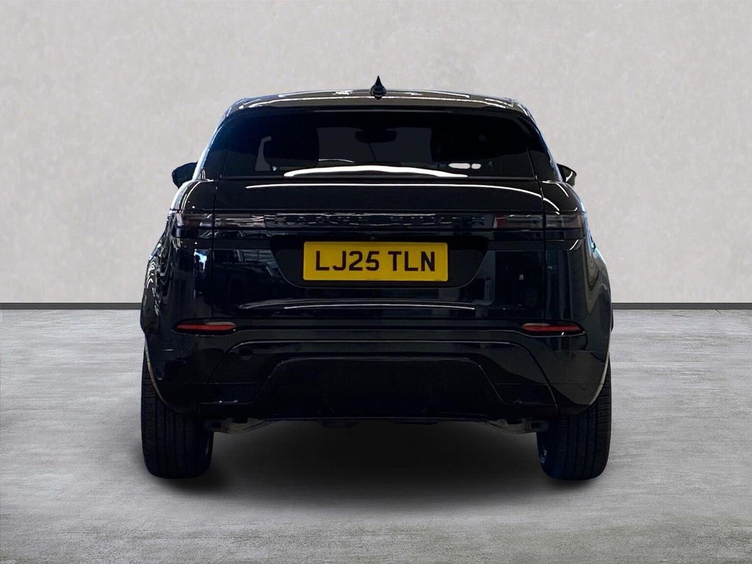 Used Land Rover Range Rover Evoque 2025 for sale - 76387195: Photo 6