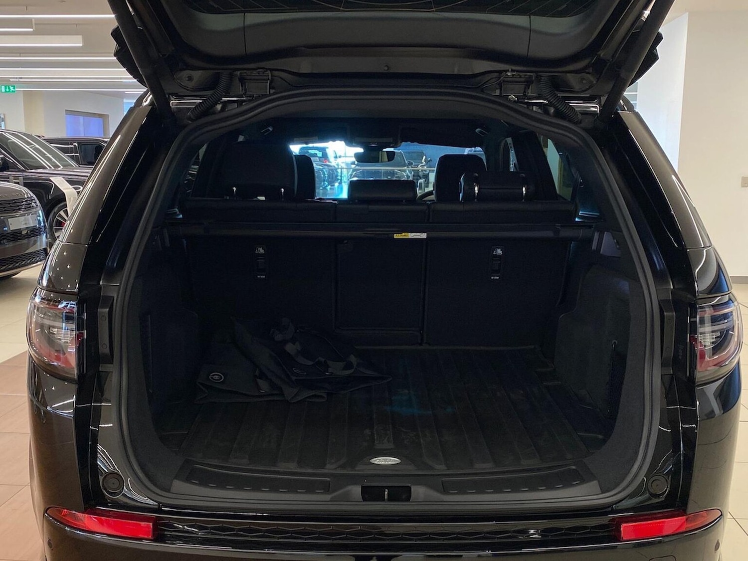 Used Land Rover Discovery Sport 2025 for sale - 77980043: Photo 10