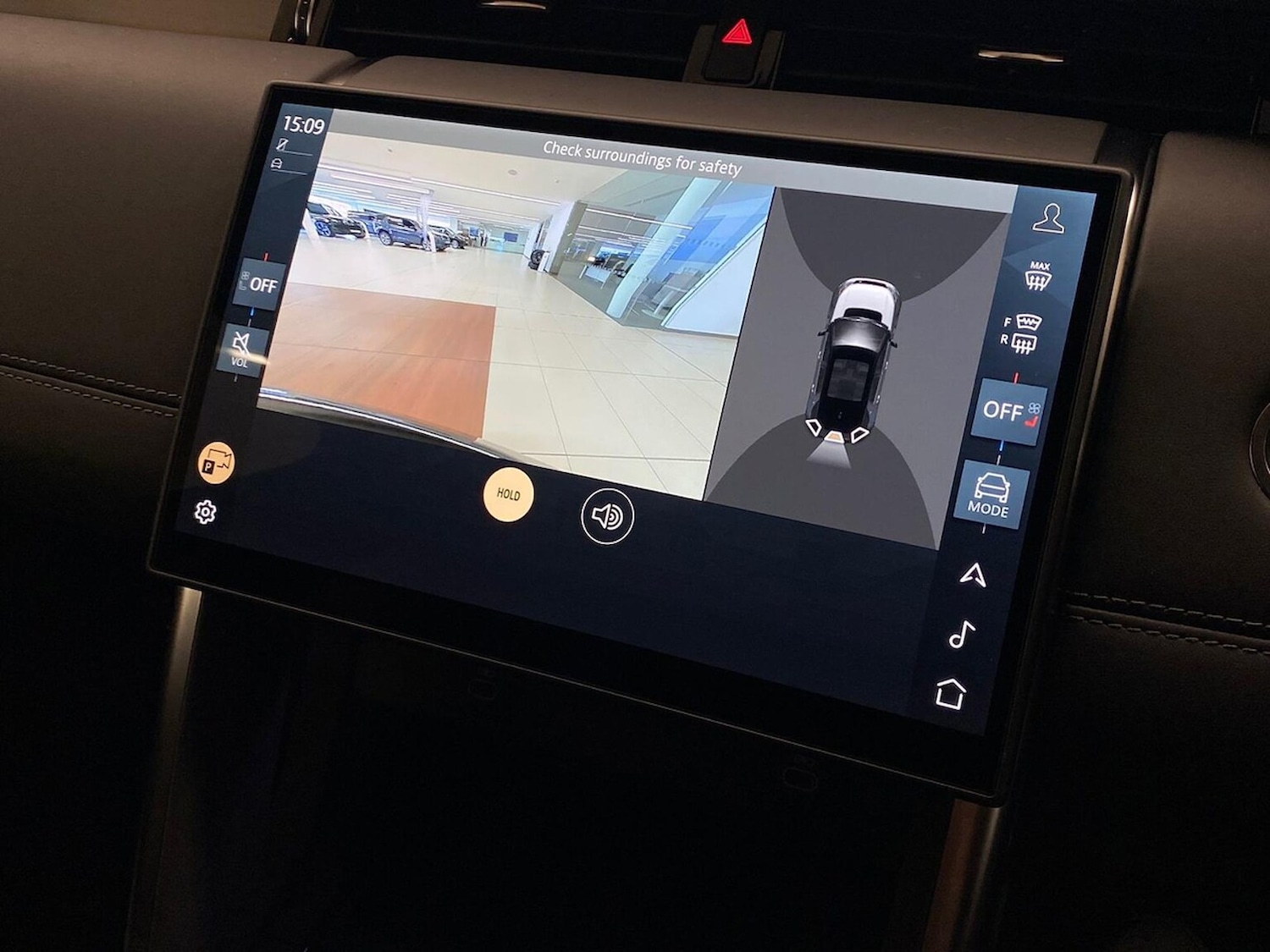 Used Land Rover Discovery Sport 2025 for sale - 77980043: Photo 12