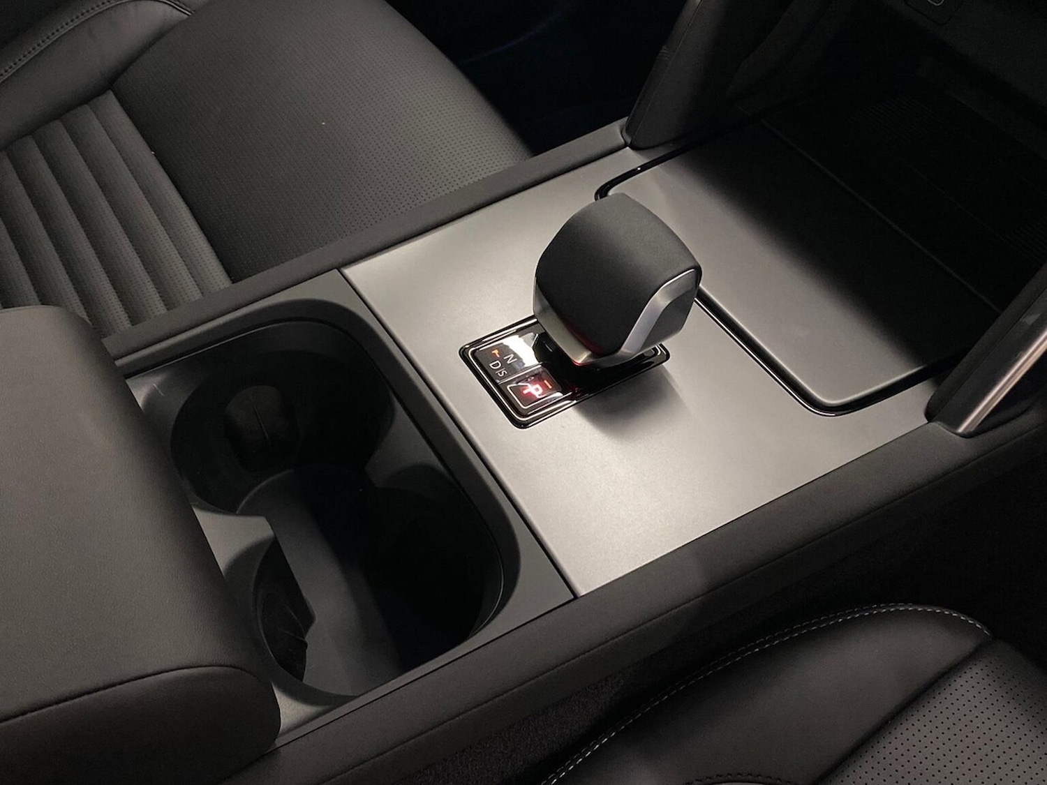 Used Land Rover Discovery Sport 2025 for sale - 77980043: Photo 13