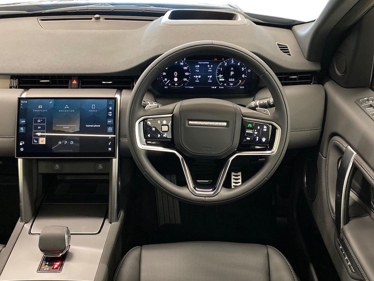 Used Land Rover Discovery Sport 2025 for sale - 77980043: Photo 15