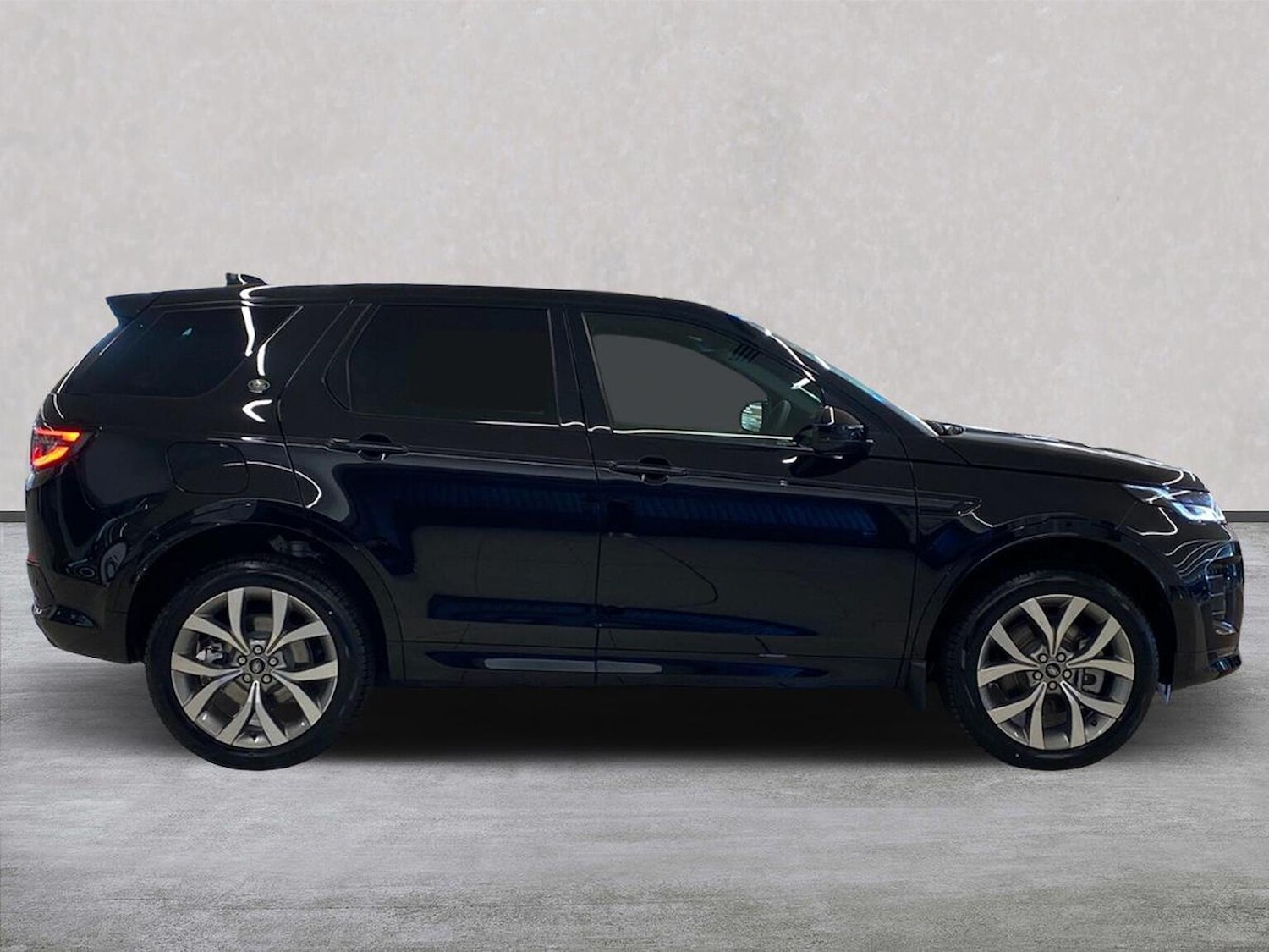 Used Land Rover Discovery Sport 2025 for sale - 77980043: Photo 5