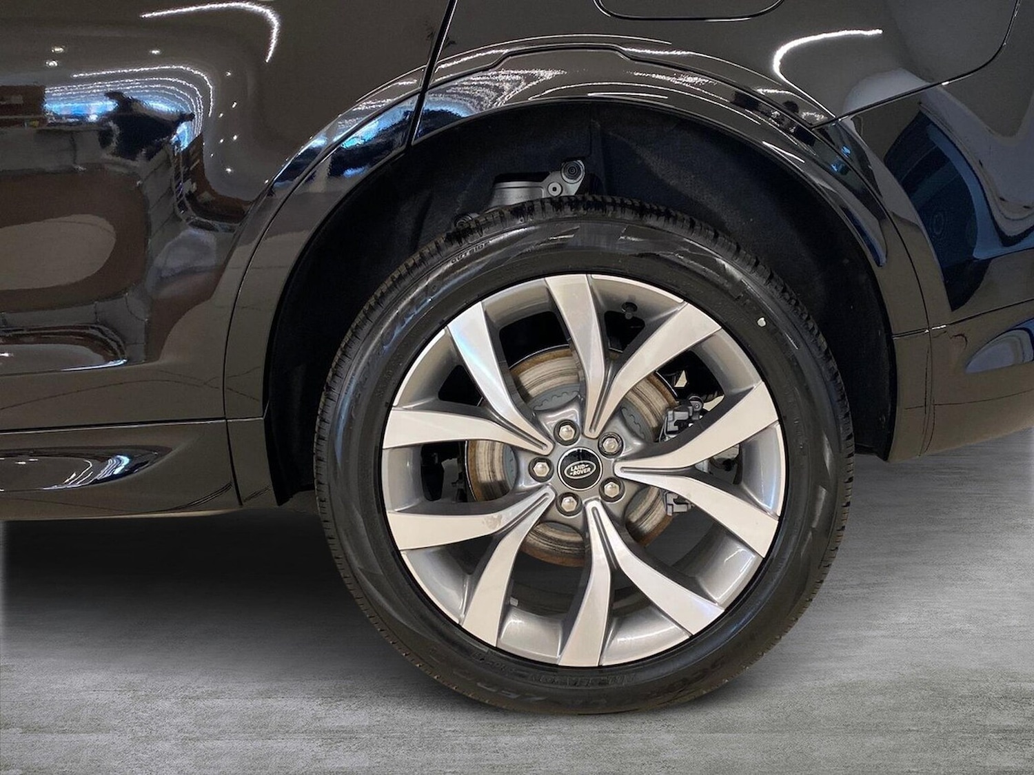 Used Land Rover Discovery Sport 2025 for sale - 77980043: Photo 8