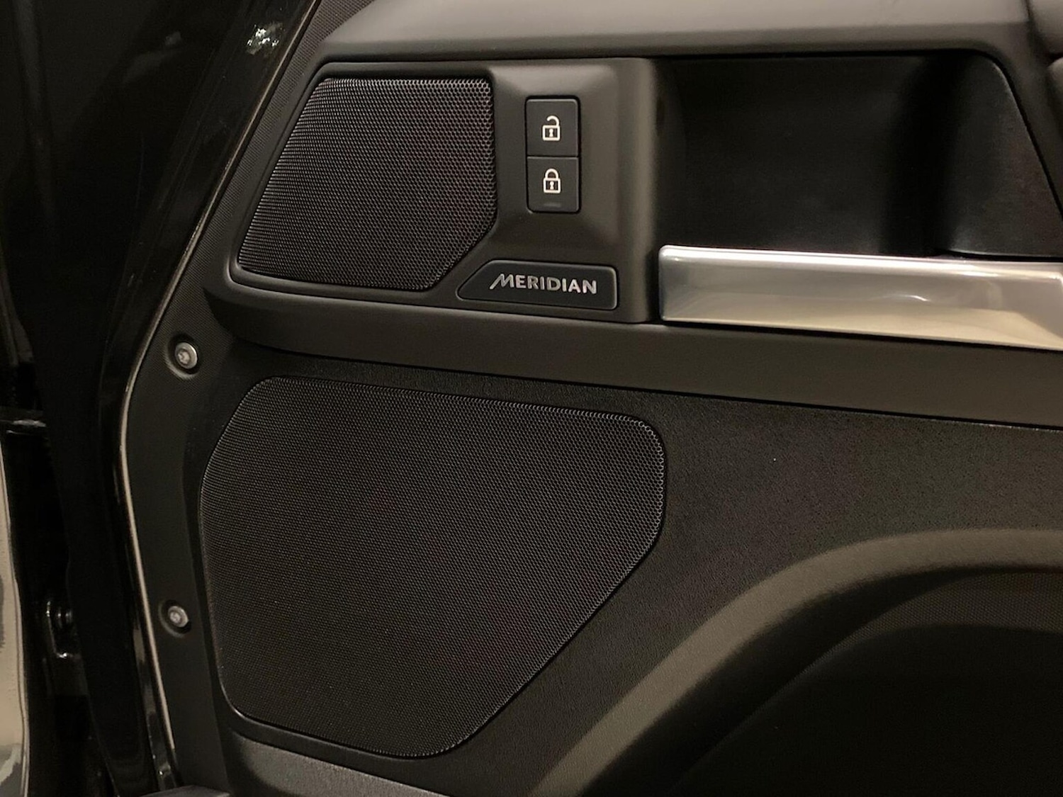 Used Land Rover Defender 2025 for sale - 77489551: Photo 24