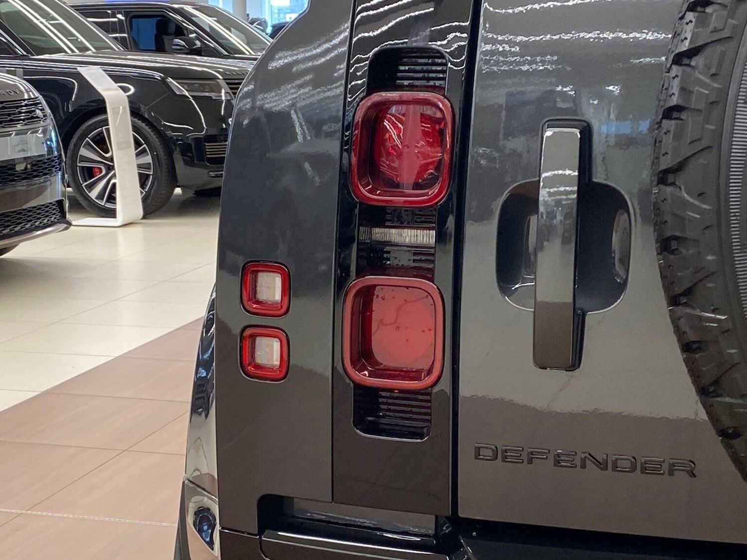 Used Land Rover Defender 2025 for sale - 77489551: Photo 26