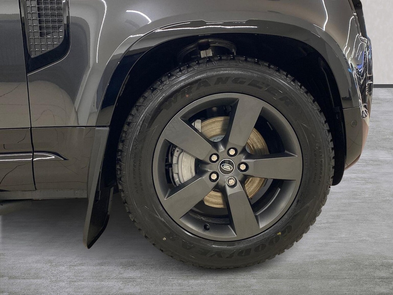 Used Land Rover Defender 2025 for sale - 77489551: Photo 8