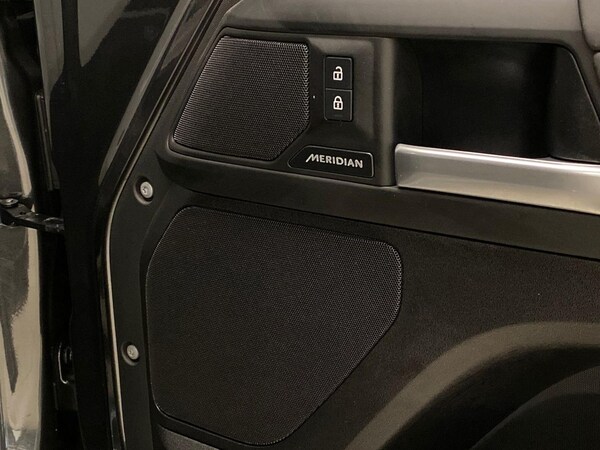 Used Land Rover Defender 2025 for sale - 76288549: Photo 24