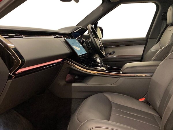 Used Land Rover Range Rover Sport 2024 for sale - 76320684: Photo 3