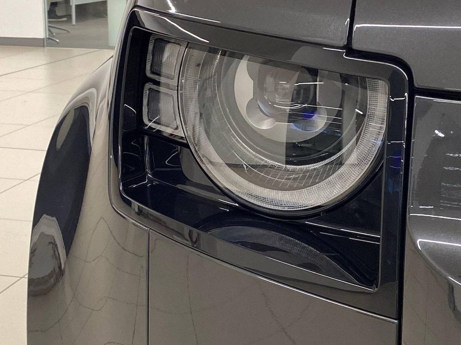 Used Land Rover Defender 2023 for sale - 76663749: Photo 17