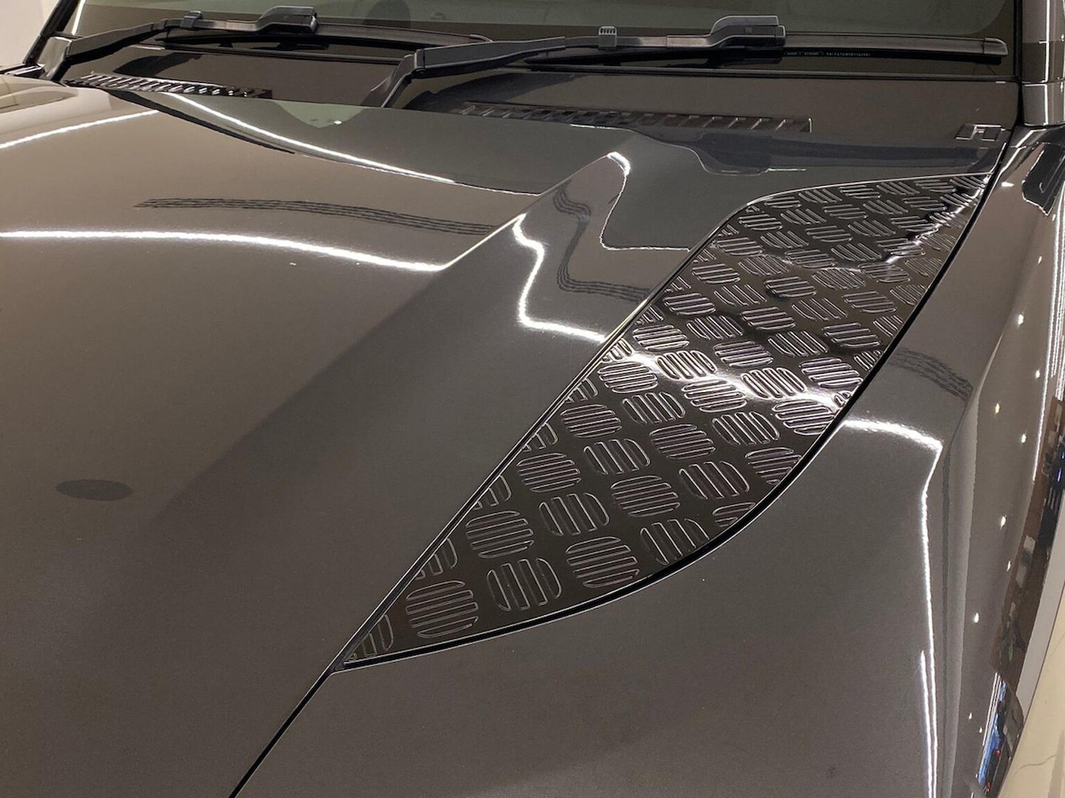 Used Land Rover Defender 2023 for sale - 76663749: Photo 28