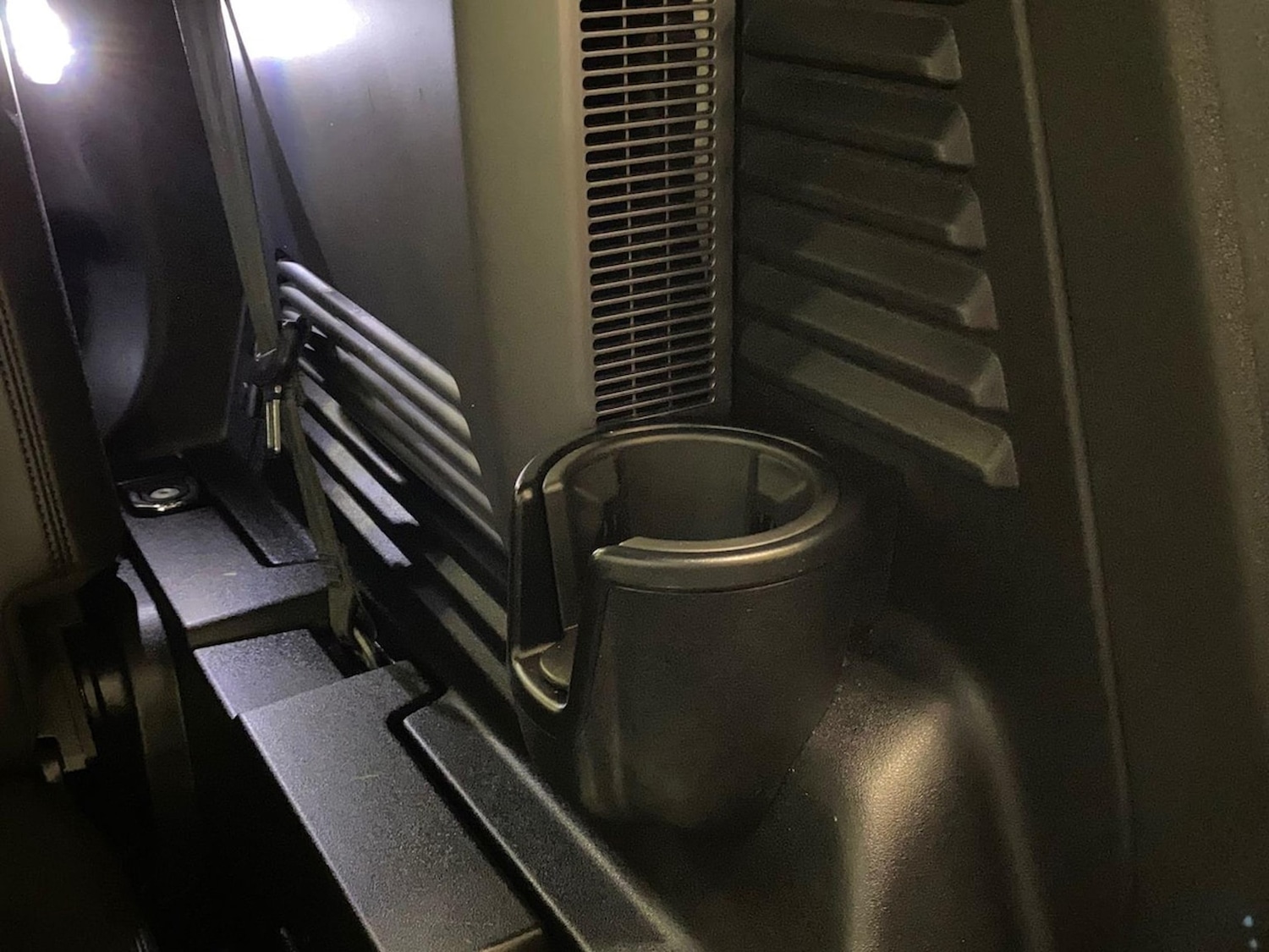 Used Land Rover Defender 2023 for sale - 76663749: Photo 37