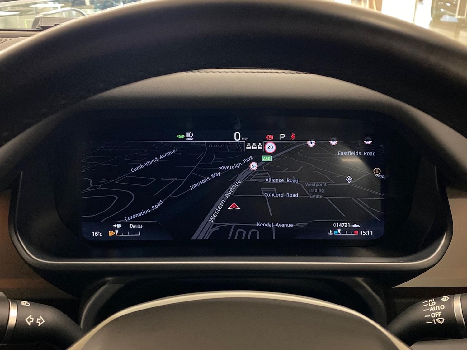 Used Land Rover Defender 2023 for sale - 76583241: Photo 16