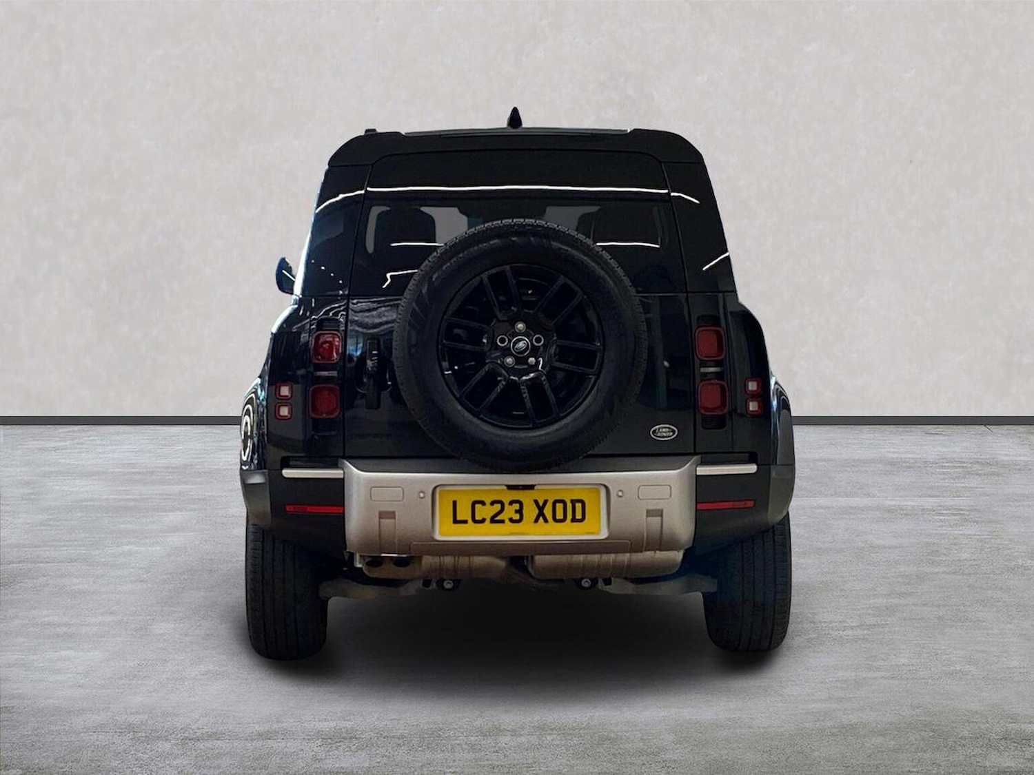 Used Land Rover Defender 2023 for sale - 76583241: Photo 6