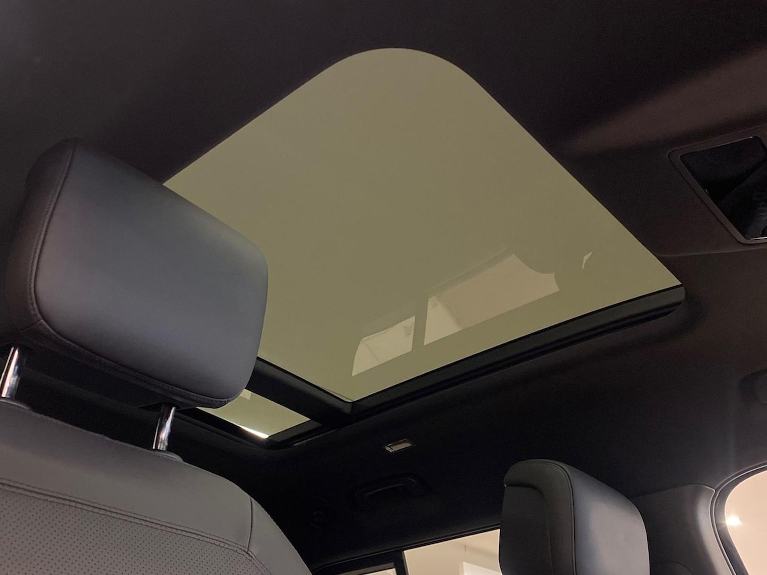 Used Land Rover Defender 2025 for sale - 77489473: Photo 21