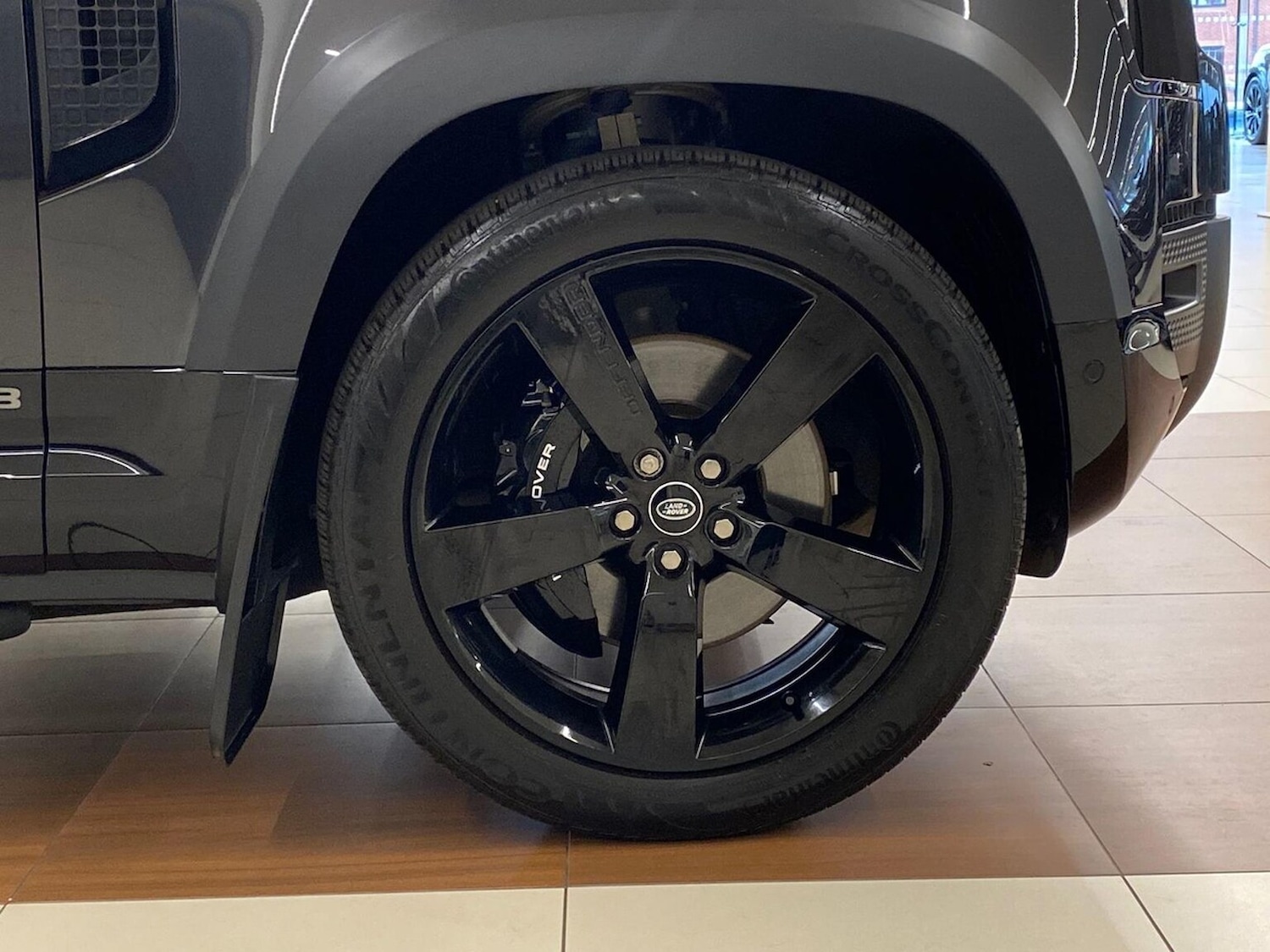 Used Land Rover Defender 2023 for sale - 77489483: Photo 8