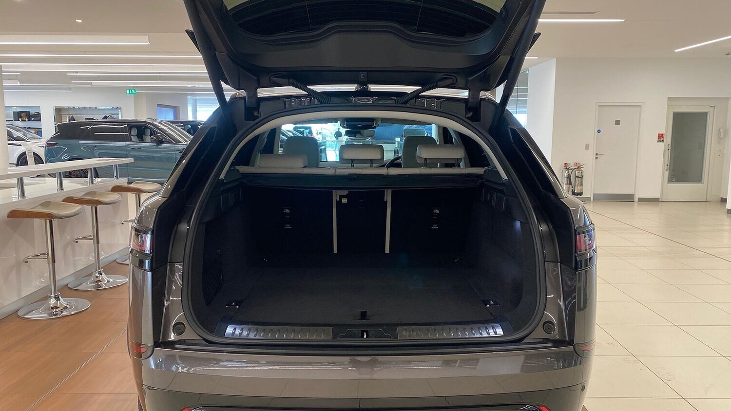 Used Land Rover Range Rover Velar 2022 for sale - 78191552: Photo 10