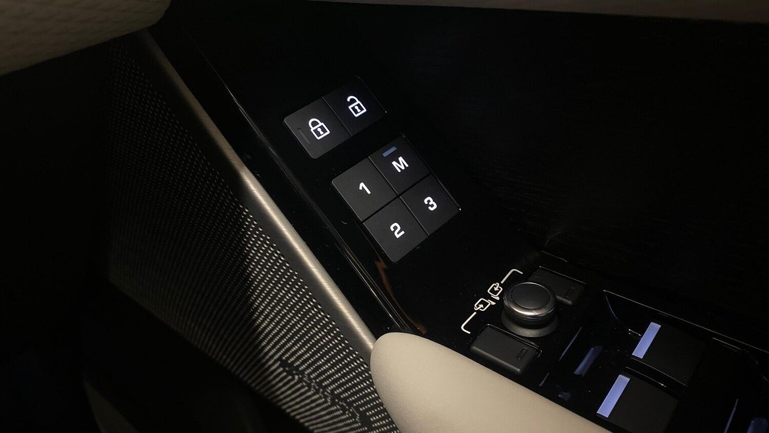 Used Land Rover Range Rover Velar 2022 for sale - 78191552: Photo 25