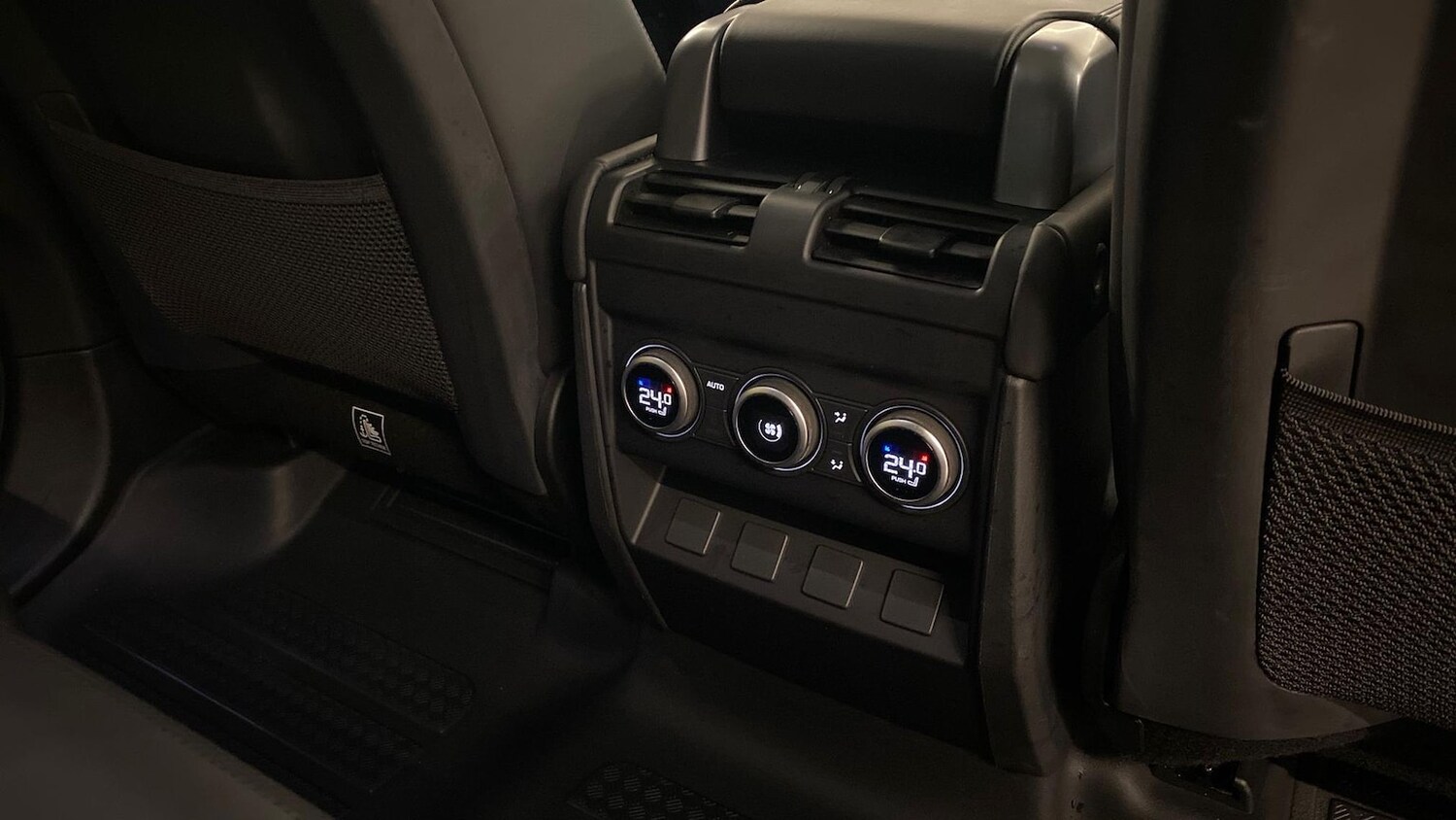 Used Land Rover Defender 2022 for sale - 78191553: Photo 18