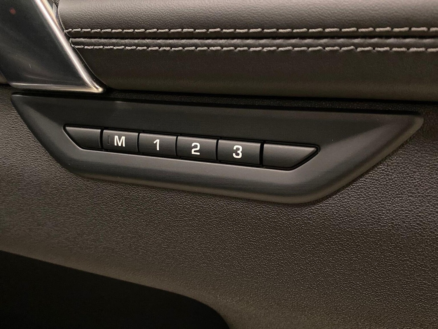 Used Land Rover Discovery Sport 2024 for sale - 77085467: Photo 25