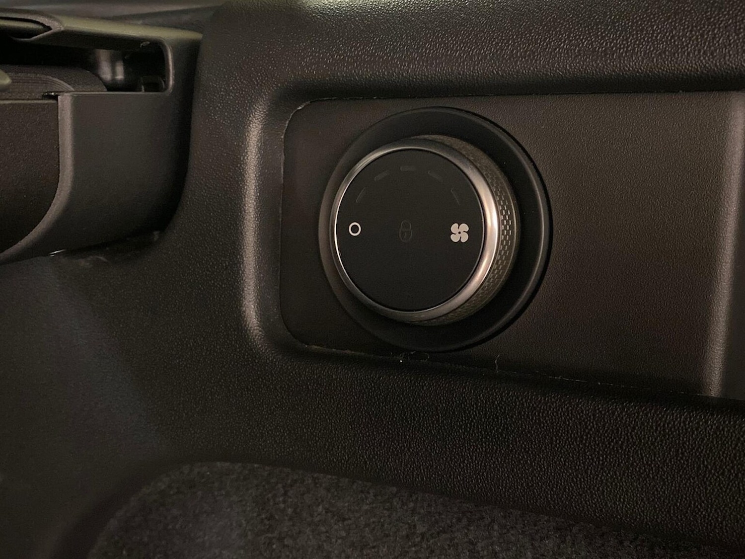 Used Land Rover Discovery Sport 2024 for sale - 77085467: Photo 33