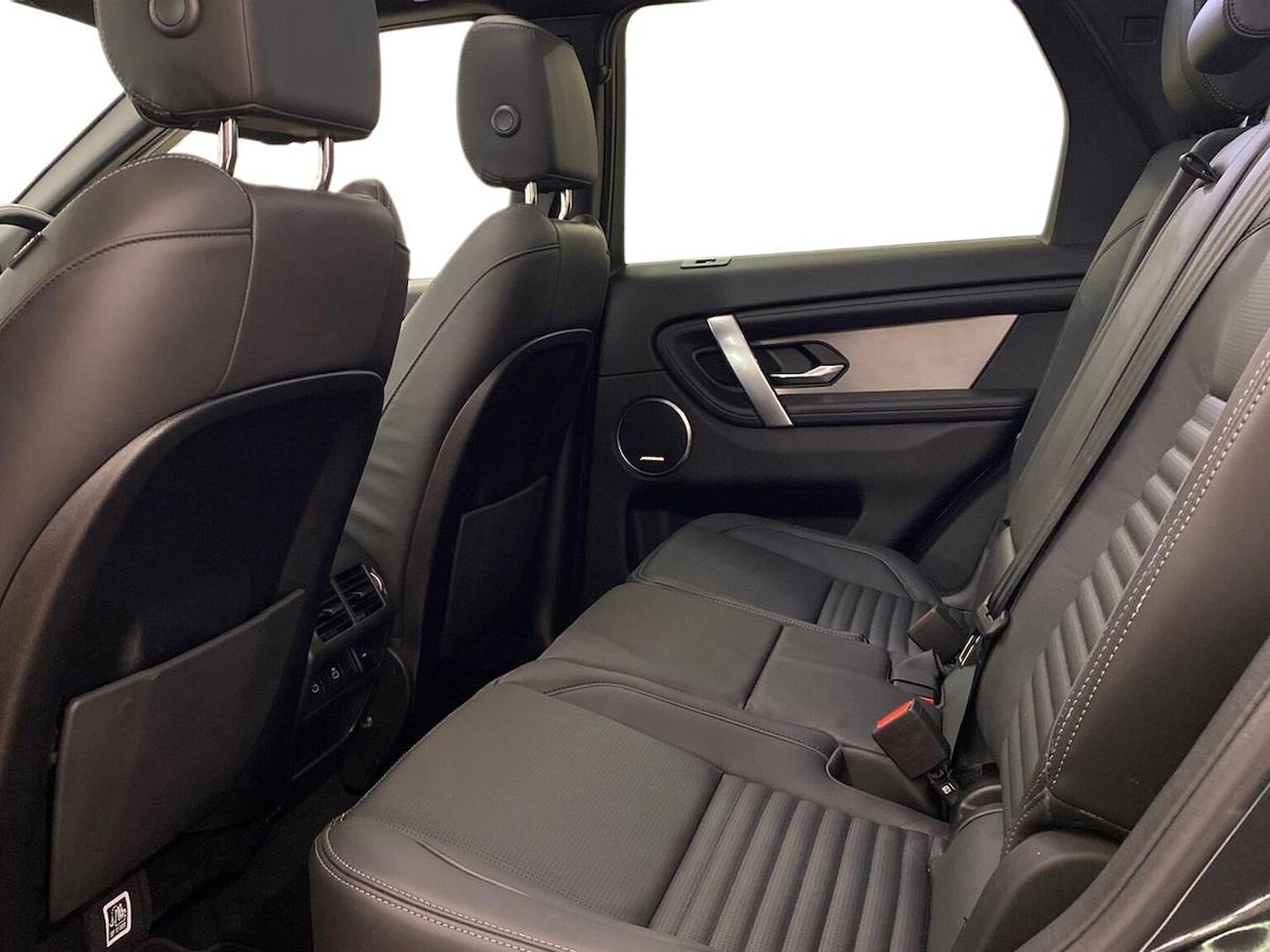 Used Land Rover Discovery Sport 2024 for sale - 77085467: Photo 4