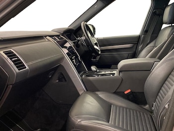 Used Land Rover Discovery 2021 for sale - 75475569: Photo